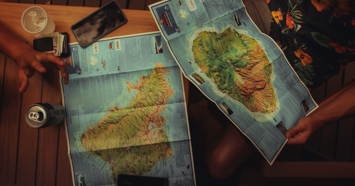 Mapa havajských ostrovů a přelety mezi nimi