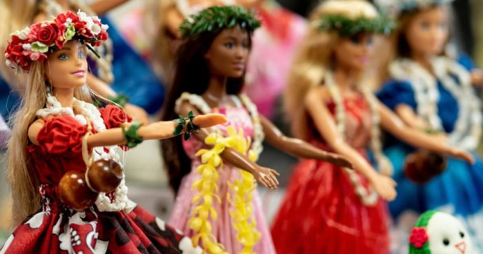 Tradiční havajské luau s tancem hula a ohni