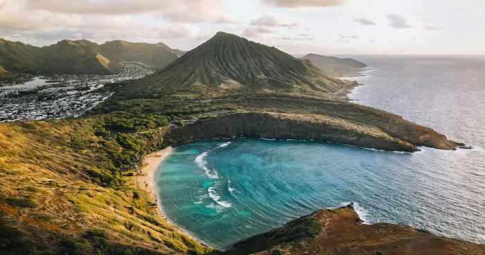 Srovnání ostrovů Oahu a Maui